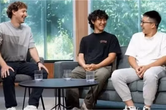 Bộ ba quyền lực AI tại Meta: Mark Zuckerberg, Alexandr Wang và Zhao Shengjia (từ trái qua phải). Ảnh: QQnews.