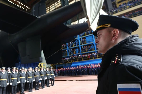 Tàu ngầm hạt nhân Belgorod được hạ thủy (Ảnh: Sputnik).