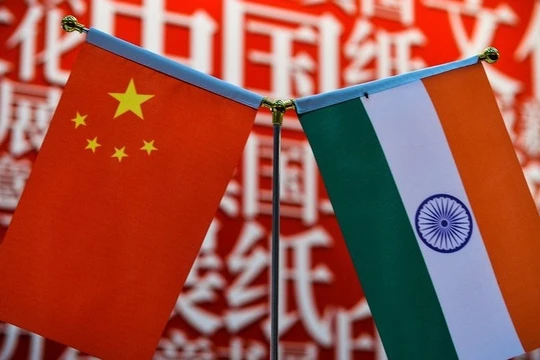 Việc Trung Quốc hủy bỏ kế hoạch phát hành bộ tem kỉ niệm 70 năm thiết lập quan hệ ngoại giao giữa Trung Quốc và Ấn Độ khiến quan hệ hai bên căng thẳng thêm (Ảnh: AFP).