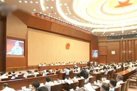 Sáng 30/6, Ủy ban Thường vụ Quốc hội Trung Quốc đã thông qua Luật An ninh Quốc gia Hồng Kông, có hiệu lực từ 1/7 (Ảnh: Đông Phương).