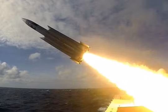 Tên lửa hành trình Hùng Phong - 2E tăng tầm của Đài Loan được cho là có tầm bắn trên 1000km (Ảnh: Đa Chiều).