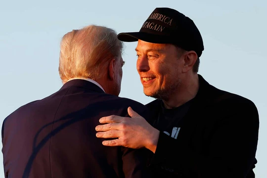 Tổng thống Mỹ đắc cử Donald Trump và Elon Musk.