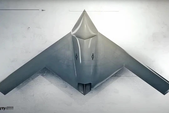 Hình ảnh thật của UAV tuyệt mật RQ-180 đã được tiết lộ (Ảnh: Twitter).