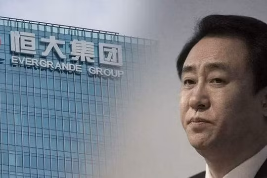 Ông Hứa Gia Ấn, Chủ tịch Tập đoàn Evergrande Trung Quốc, bị phạt 47 triệu NDT và cấm tham gia thị trường chứng khoán suốt đời (Ảnh: Thepaper).