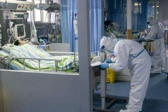 Số bệnh nhân mới ở Hồ Bắc và Vũ Hán đã giảm, nhưng số người tử vong vẫn nhiều (Ảnh: Tân Hoa xã)