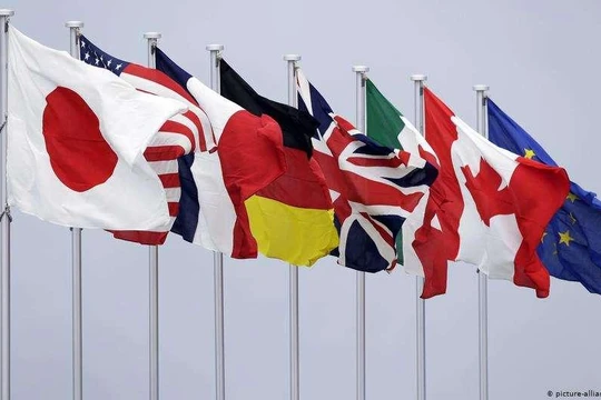 70 nghị sĩ các nước Tập đoàn G7 cùng nhau gửi thư kêu gọi các chính phủ nước mình đoàn kết chống Trung Quốc (Ảnh: Deutsche Welle).