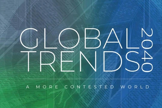 Báo cáo về xu hướng toàn cầu 2040 của Ủy ban tình báo quốc gia Mỹ cảnh báo về các mối nguy cơ, trong đó có xung đột Mỹ - Trung (Ảnh: VOA).