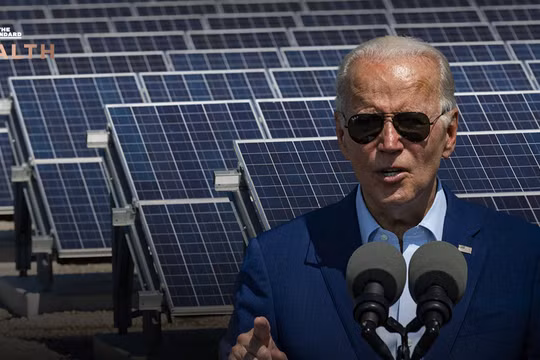 Chính phủ Joe Biden đánh thuế nặng các tấm quang điện nhập từ Trung Quốc để bảo vệ sản xuất trong nước Mỹ. Ảnh: Thaiheadlines.