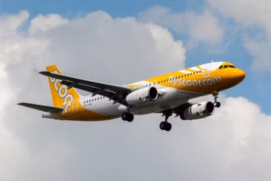 Vụ việc hãng Scoot Singapore chở khách Vũ Hán bị từ chối nhập cảnh về Hàng Châu ghép với khách du lịch Chiết Giang đang gây xôn xao dư luận (Ảnh: rthk.hk)