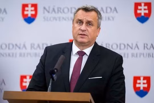 Phó chủ tịch Quốc hội Slovakia Andrei Danko lên tiếng đòi Ukraine hoàn trả số tiền 3,5 tỷ euro đã nhận viện trợ. Ảnh: QQnews.