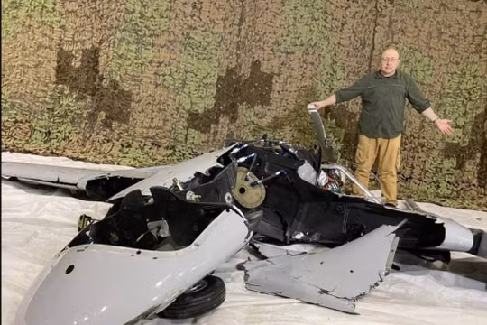 Máy bay không người lái Bayraktar TB2 của Ukraine bị bắn hạ (Ảnh: Sunnews).