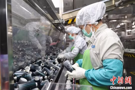 NHiều nhà máy, xí nghiệp ở Trung Quốc đã phục hồi sản xuất (Ảnh: CNS).