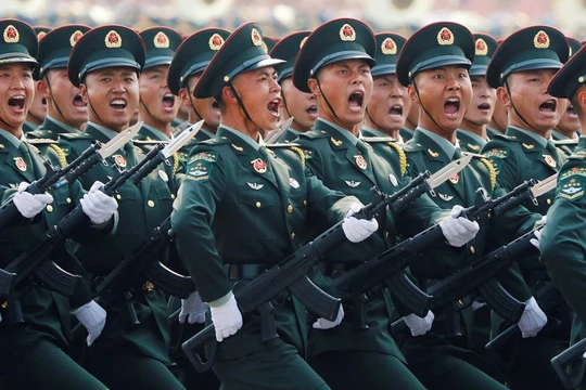 Trung Quốc có sự thay đổi quan trọng khi tuyên bố không đảm bảo rằng sẽ không nổ súng trước (Ảnh: Đa Chiều).