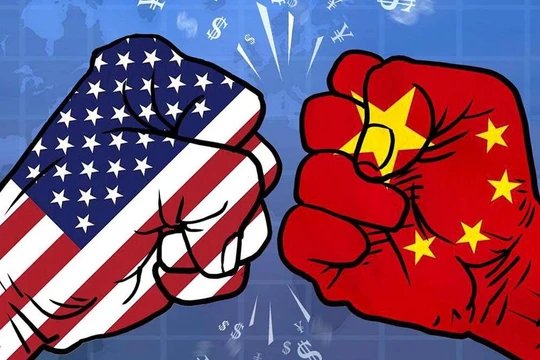 Với hai bên cùng đưa ra các quy định nhằm vào nhau, quan hệ Trung - Mỹ sẽ tiếp tục xấu thêm (Ảnh: VCG).
