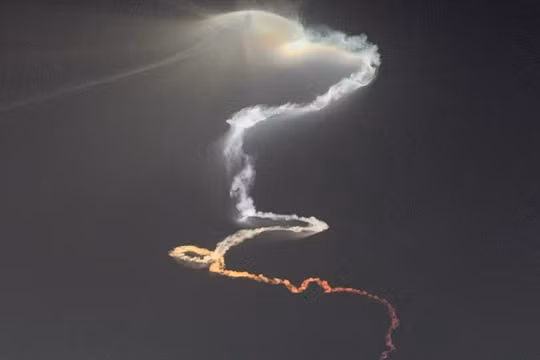 Hình ảnh về quỹ đạo bay của tên lửa lạ đêm 18/6 gây nên những đồn đoán. Ảnh: Chinatimes.