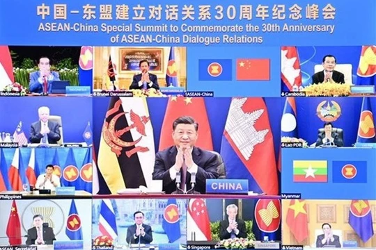 Ông Tập Cận Bình chủ trì Hội nghị thượng đỉnh trực tuyến kỉ niệm 30 năm lập quan hệ đối thoại Trung Quốc - ASEAN (Ảnh: Dwnews).