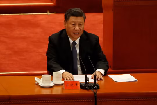 Phát biểu tại cuộc mít tinh kỷ niệm 70 năm "kháng Mỹ viện Triều" hôm 23/10, ông Tập Cận Bình gửi tín hiệu mạnh mẽ tới Mỹ (Ảnh: Reuters).