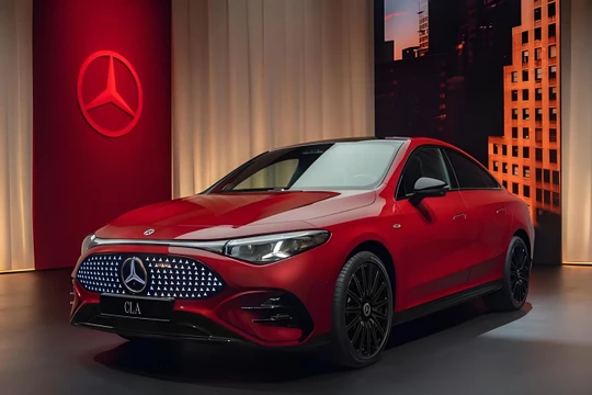 Mẫu CLA EV chạy 866km mới phải sạc pin được Mercedes tung ra hôm 24/9 nhằm cạnh tranh với Tesla Model 3. Ảnh: Toutiao.
