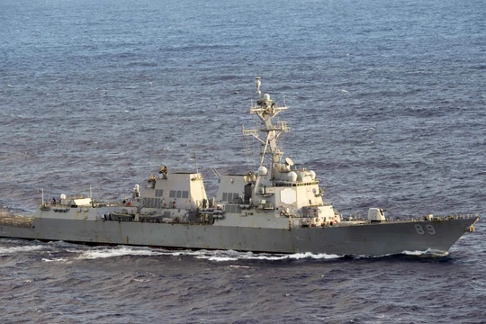 Tàu USS DDG-89 Mustin đi vào vùng biển Hoàng Sa ngày 27/8. (Ảnh: .nanhai.org).