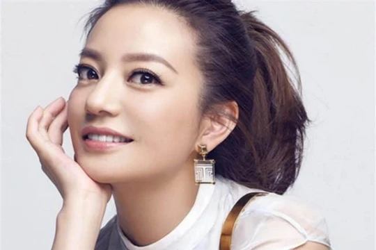 Triệu Vy, nghệ sĩ nổi tiếng Trung Quốc bị đột ngột phong sát 26/8 (Ảnh: Chinatimes).