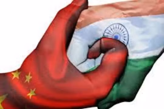 Sau cuộc điện thoại tối 5/7, hai nước đã đạt được đồng thuận lui quân tại một số điểm đối đầu (Ảnh: RFI)