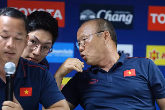 Báo chí Trung quốc đánh giá cao trình độ của HLV Park Hang-seo. Ảnh LHK