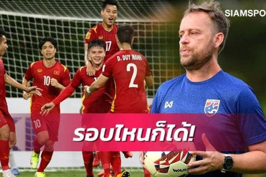 Ông Alexandre Polking giành thắng lợi tại bán kết AFF Cup 2020. Ảnh FAT