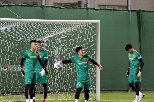 Các thủ môn của đội tuyển Việt Nam. Ảnh VFF.