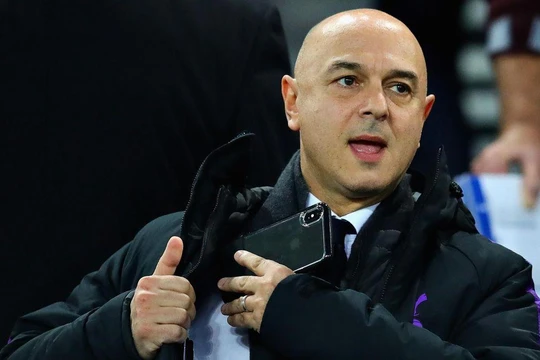 Daniel Levy chính là ông chủ chắc lép nhất châu Âu. Ảnh CNN.