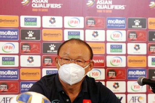Ông Park Hang-seo và các học trò vẫn có quyền tự hào về trận đấu này. Ảnh VFF.