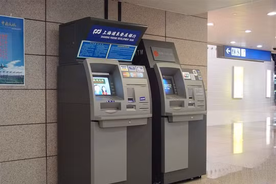 ATM được thiết kế và hoạt động như thế nào?