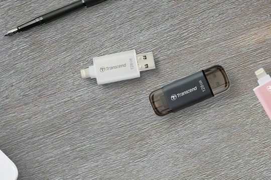 Transcend hoàn chỉnh dòng sản phẩm Lightning cho thiết bị Apple