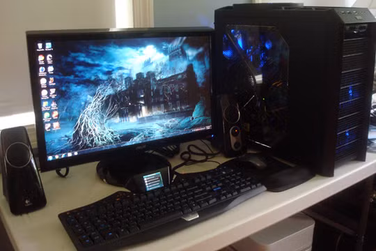 Máy tính để bàn liệu còn cần thiết?