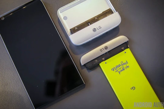 LG G6 sẽ liền khối, chống nước và sạc không dây