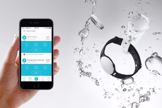 Vòng đeo tay thể thao Misfit Speedo Shine 2 ra mắt