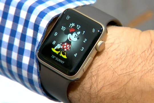  Apple Watch series 2 còn được tích hợp bộ vi xử lý mới có tốc độ nhanh hơn.