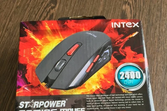 Cận cảnh chuột chơi game Intex StarPower Color IT-GM003