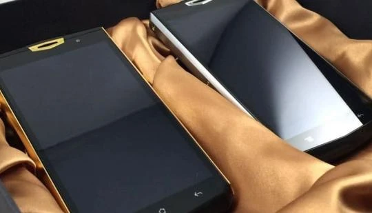 Ngắm smartphone pin dung lượng khủng 10.900mAh