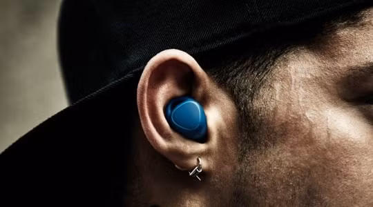 Samsung ra mắt headphone không dây cho Galaxy S8