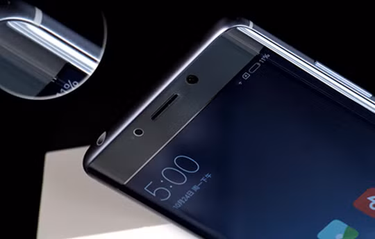 “Sẽ không có Xiaomi Mi Note 2 màn hình phẳng”