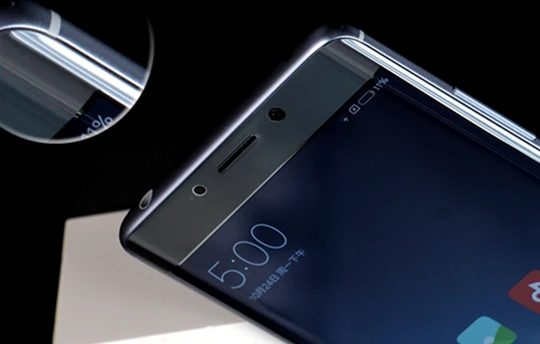 “Sẽ không có Xiaomi Mi Note 2 màn hình phẳng”