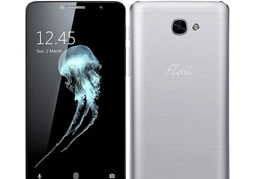 Giá điện thoại Flash Plus 2 giảm còn 3,29 triệu đồng
