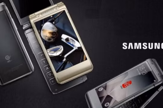 Samsung sắp tung ra smartphone nắp gập
