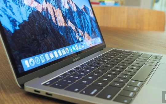 Vì sao MacBook Pro 2016 không hỗ trợ đầu đọc thẻ?