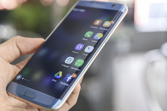 Giá bán Galaxy S8 sẽ từ 950USD, đắt hơn S7 20%