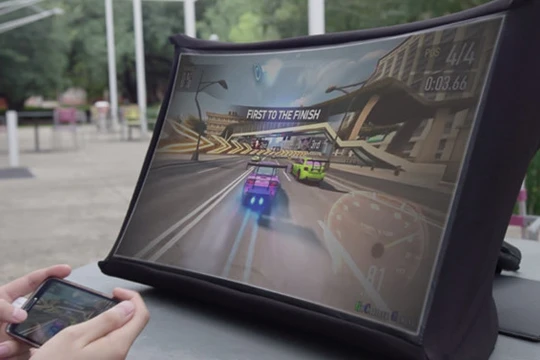 Startup Arovia gây sốt với màn chiếu bỏ túi 24 inch