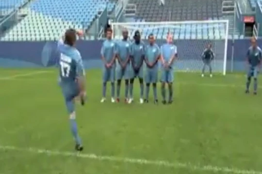 Cầu thủ bóng đá xui nhất năm