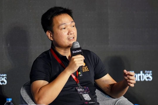 Ông Nguyễn Bá Cảnh Sơn - Nhà sáng lập kiêm CEO Dat Bike (Ảnh: Forbes)
