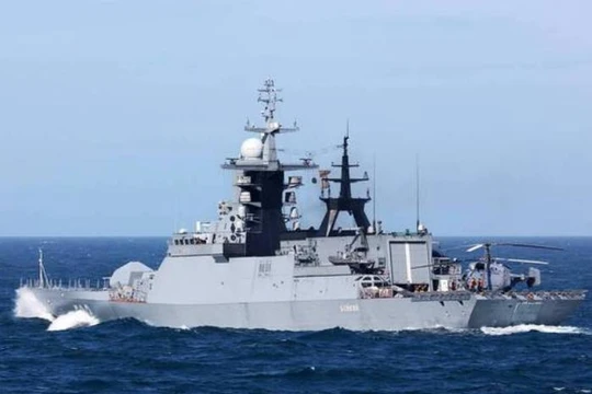 Tàu hộ vệ HMS Sutherland của hải quân hoàng gia Anh. Ảnh: Mil.