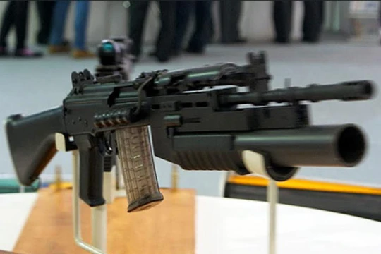 Súng trường Excalibur Ấn Độ. Ảnh: Defencenews